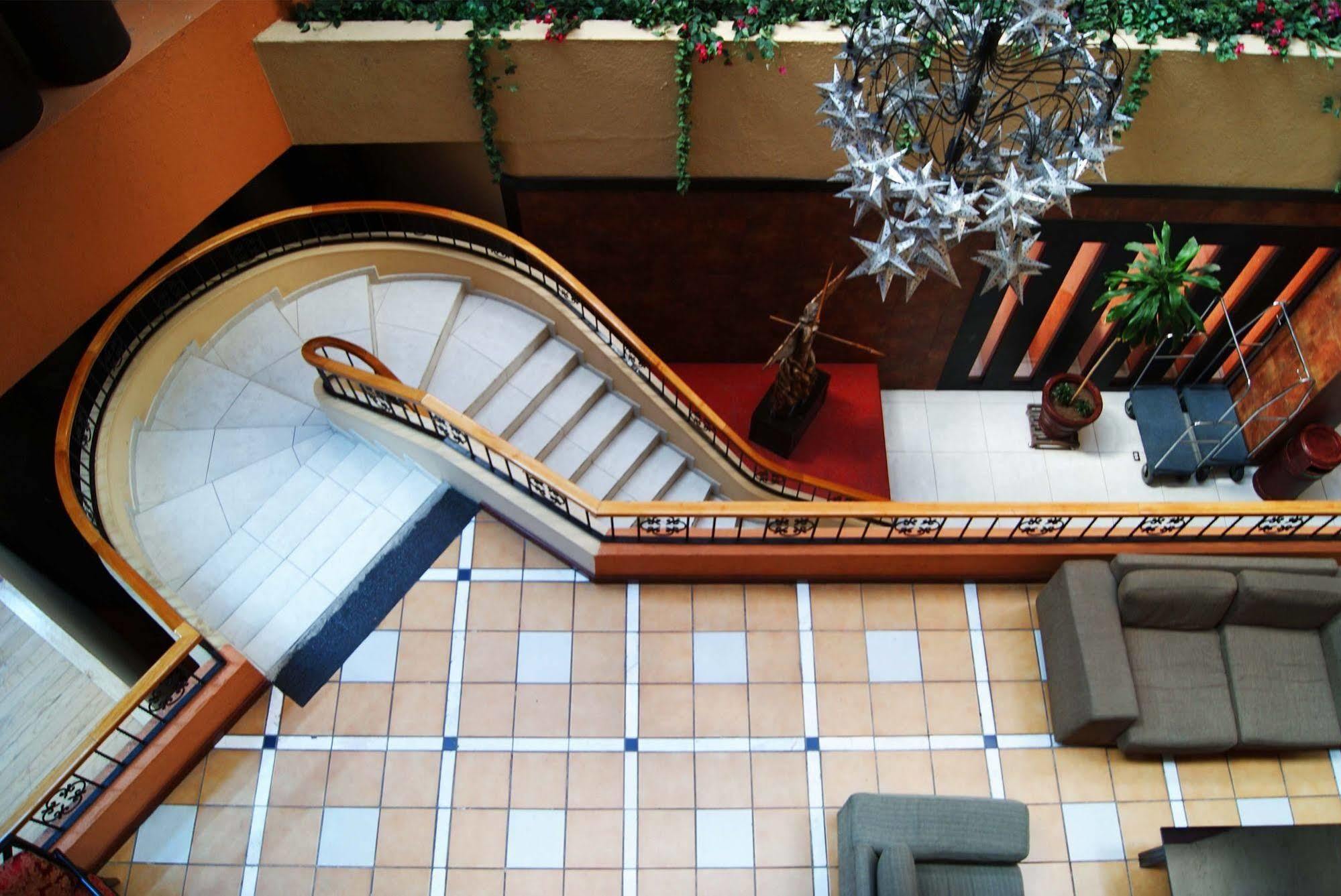 Hotel Santa Irene Guadalajara Exterior photo